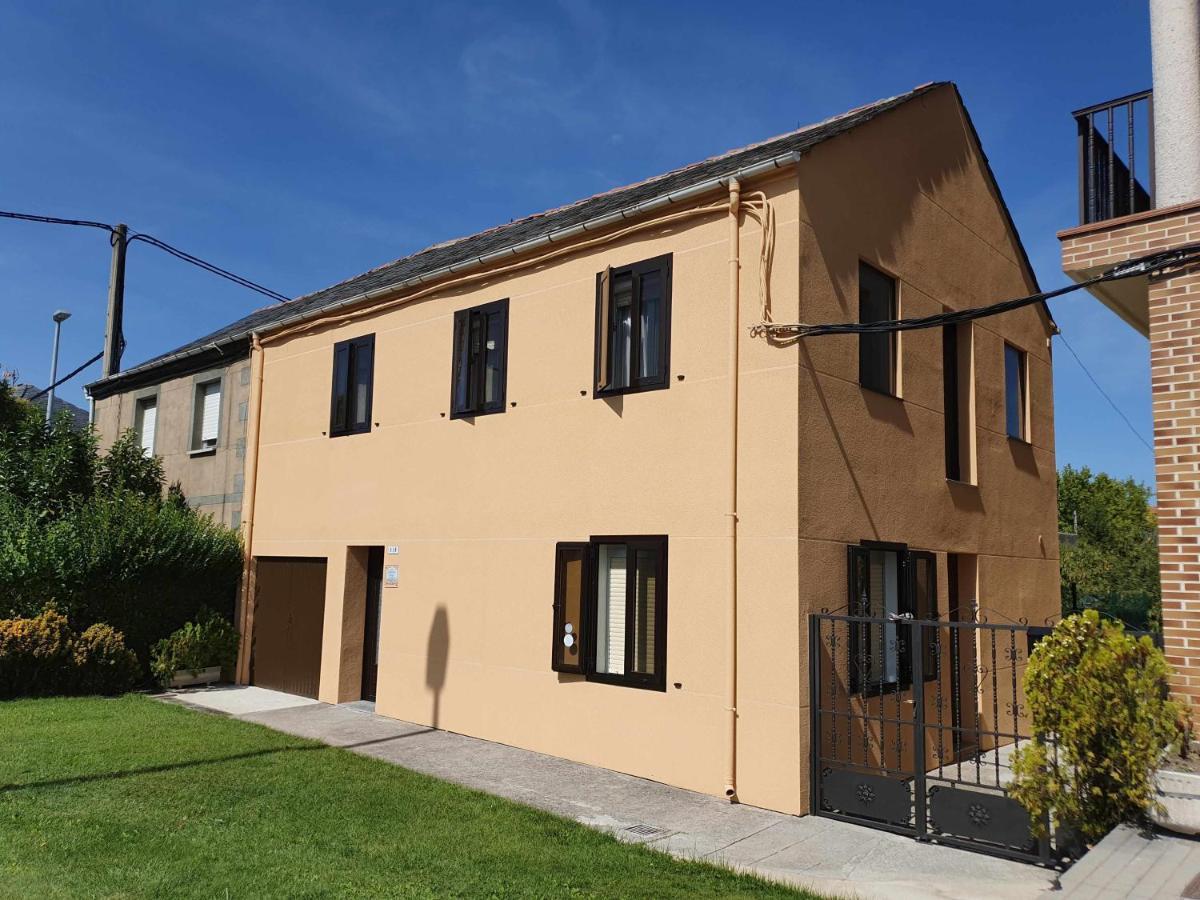 Casa Carreira Bierzo Villa ปอนเฟร์ราดา ภายนอก รูปภาพ