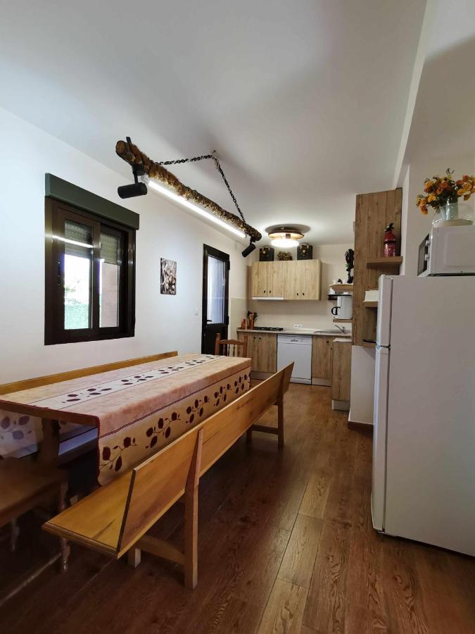 Casa Carreira Bierzo Villa ปอนเฟร์ราดา ภายนอก รูปภาพ
