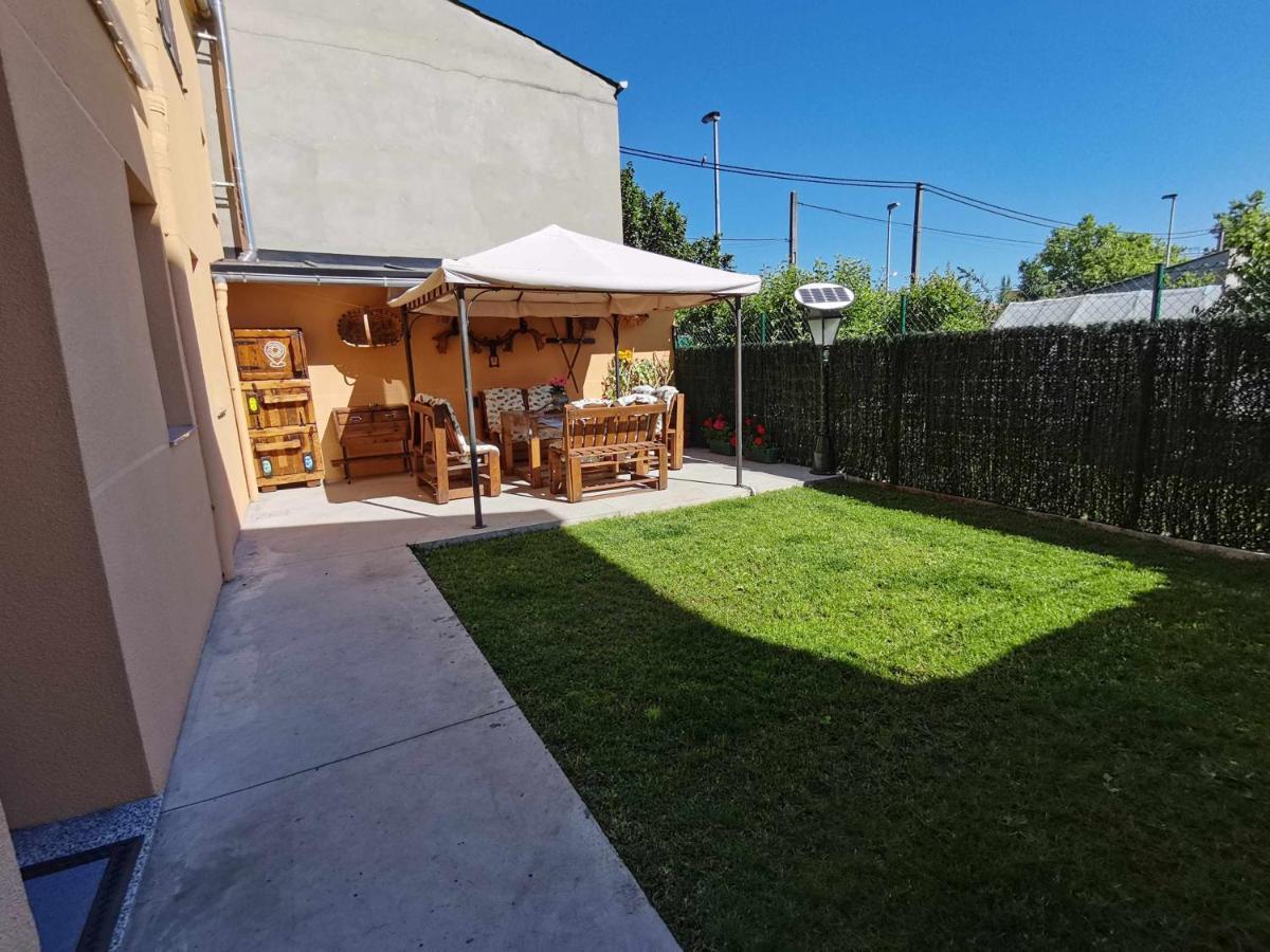 Casa Carreira Bierzo Villa ปอนเฟร์ราดา ภายนอก รูปภาพ