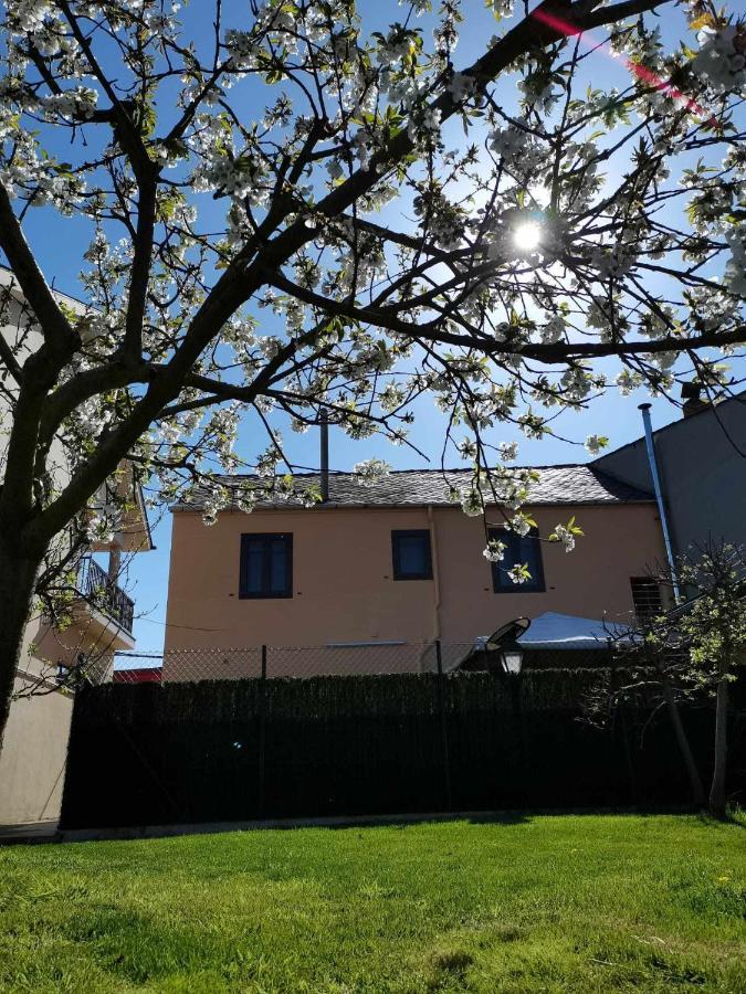 Casa Carreira Bierzo Villa ปอนเฟร์ราดา ภายนอก รูปภาพ