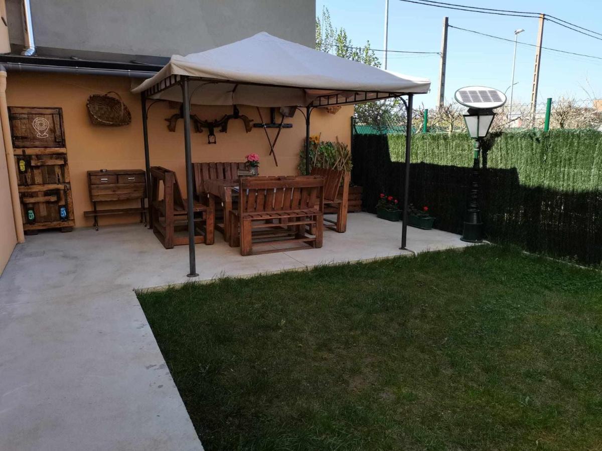 Casa Carreira Bierzo Villa ปอนเฟร์ราดา ภายนอก รูปภาพ